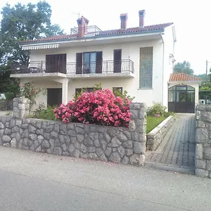 Viki Apartment